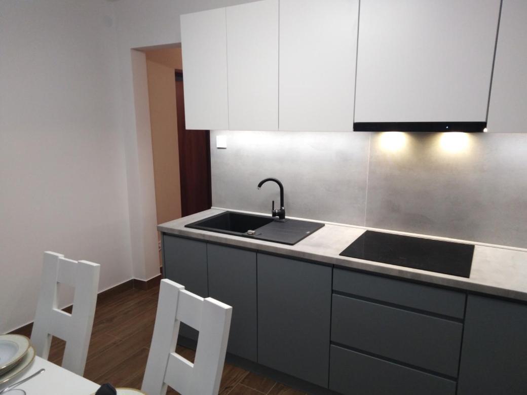 Apartament Zielony Przyladek Brwinow Exterior photo